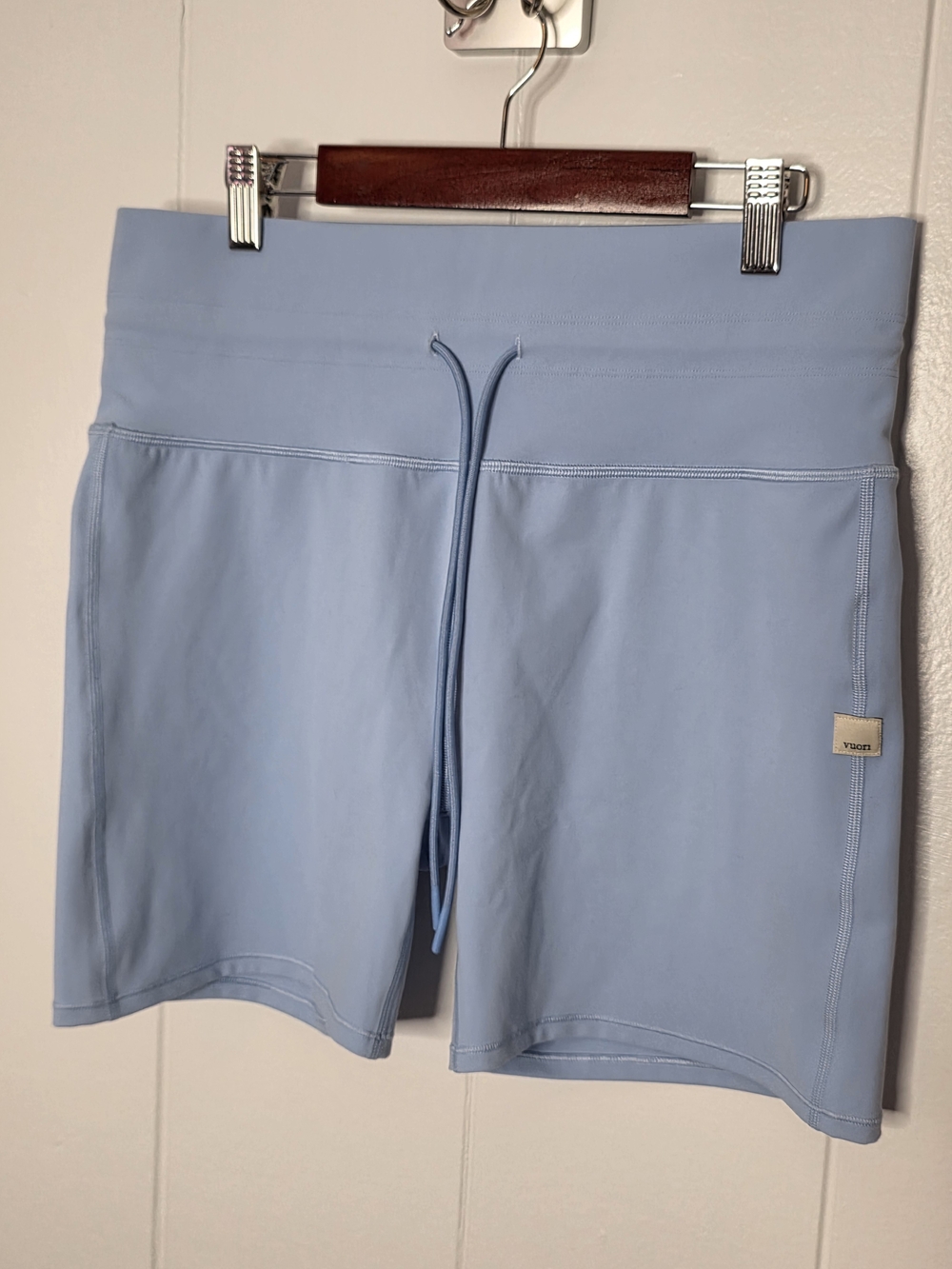 Vuori Daily Form HR Bike Shorts Size XL NWOT